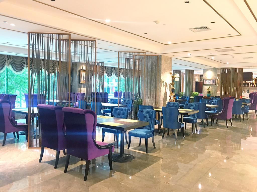 Dynasty International Hotel Kunming Zewnętrze zdjęcie